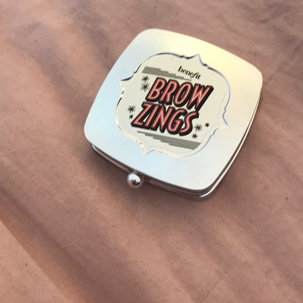 Benefit Brow Zings in shade 3